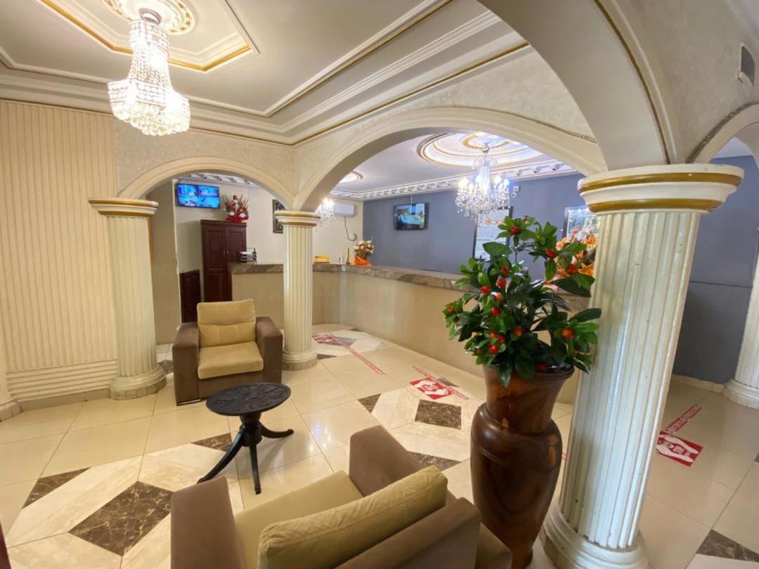 Fini Hotel Bobende Limbe Ngoại thất bức ảnh