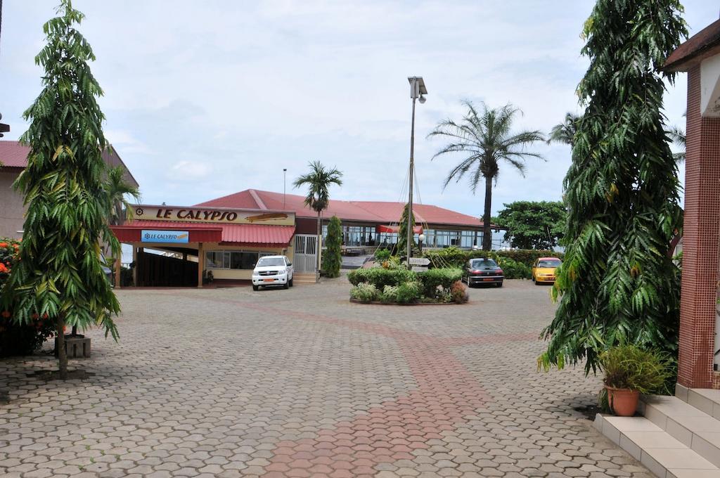 Fini Hotel Bobende Limbe Ngoại thất bức ảnh